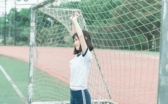 女子澡堂洗澡被偷拍